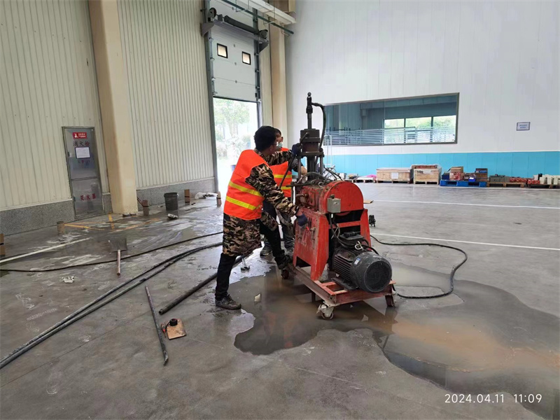 福泉厂房地面下沉塌陷注浆加固施工